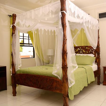 Church Street Guest House Soufriere Bagian luar foto